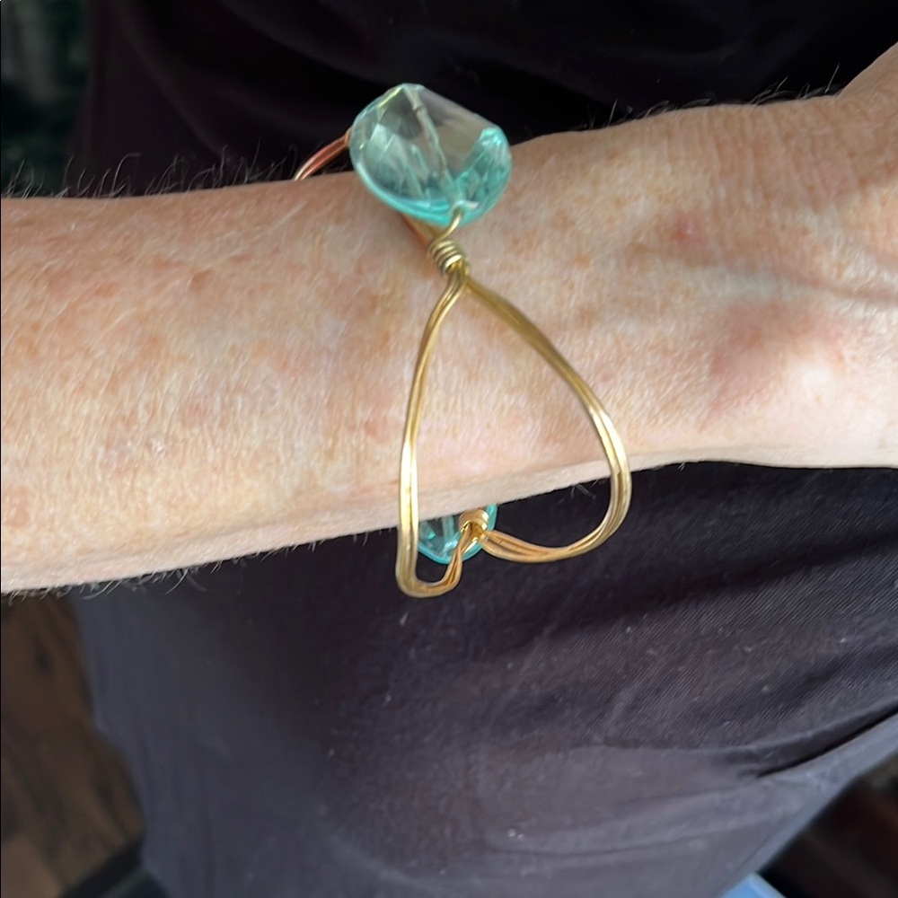 Elegant costume Gold and Aqua Bracelet - Picture 3 of 4